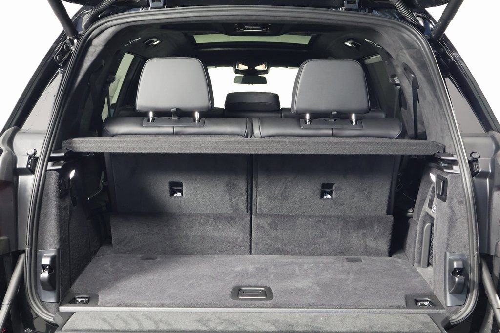 New 2026 BMW X7 M60i image 9