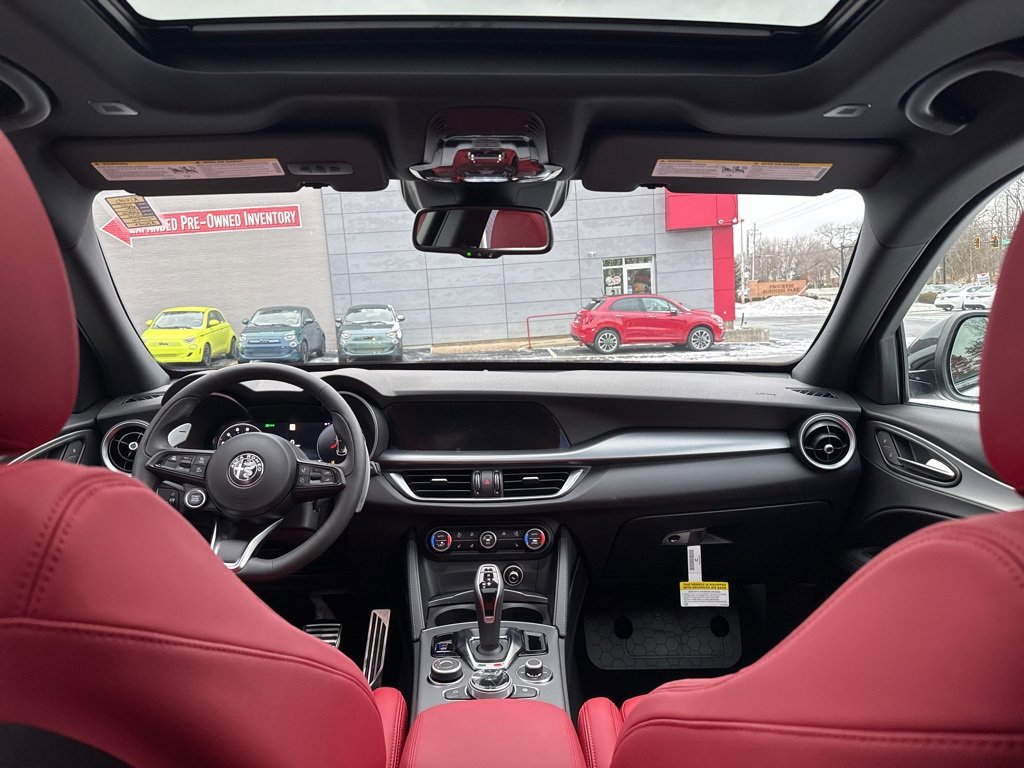 New 2025 Alfa Romeo Stelvio Sprint w/ Veloce Package image 14