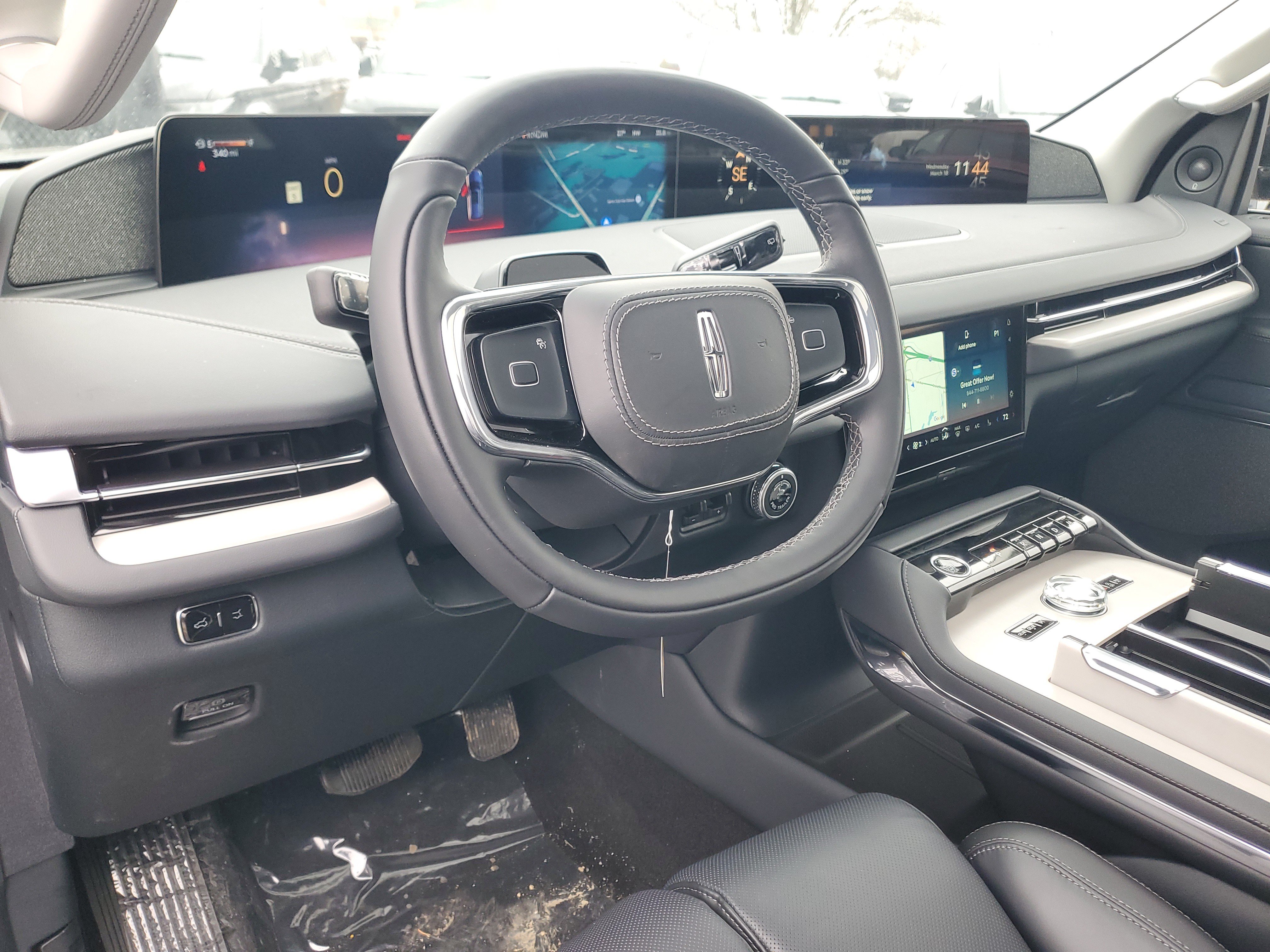 New 2026 Lincoln Navigator Reserve AWD/4WD image 14