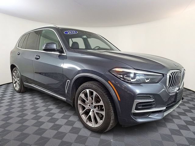 Used 2022 BMW X5 xDrive40i w/ Premium Package AWD/4WD video 1