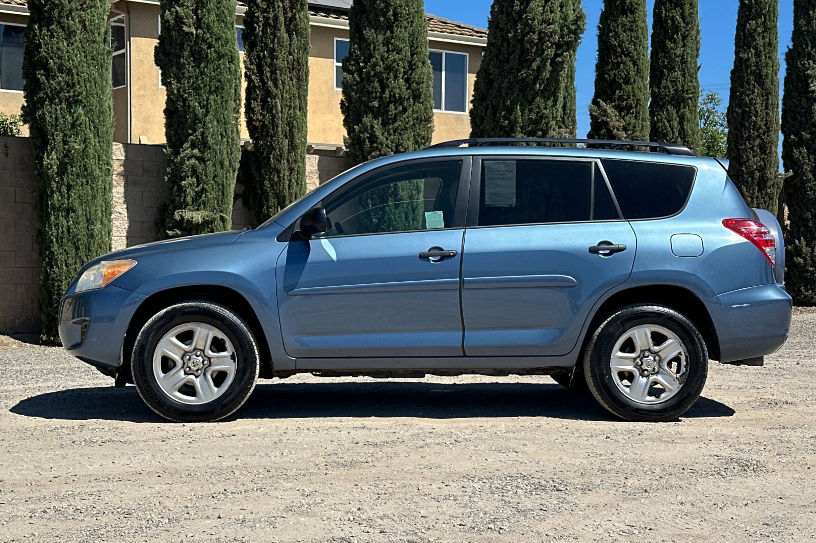 Used 2011 Toyota RAV4 4WD w/ Base L4 Extra Value Pkg image 7