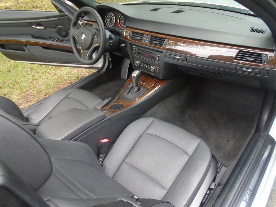 Used 2009 BMW 328i Convertible RWD image 20