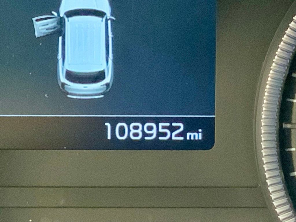 Used 2020 Kia Telluride EX image 38