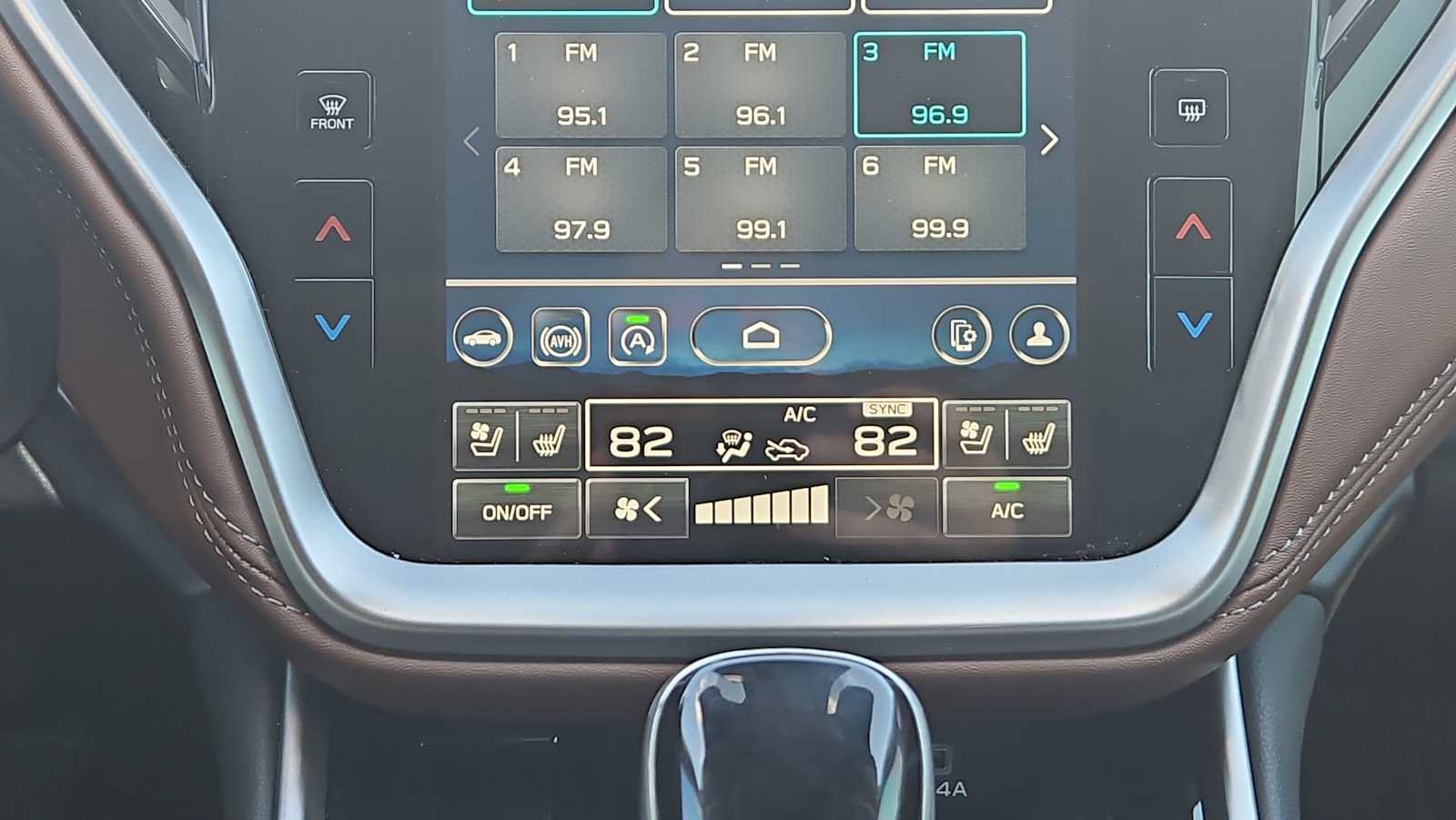 Used 2025 Subaru Outback Touring XT w/ Popular Package #2 image 17