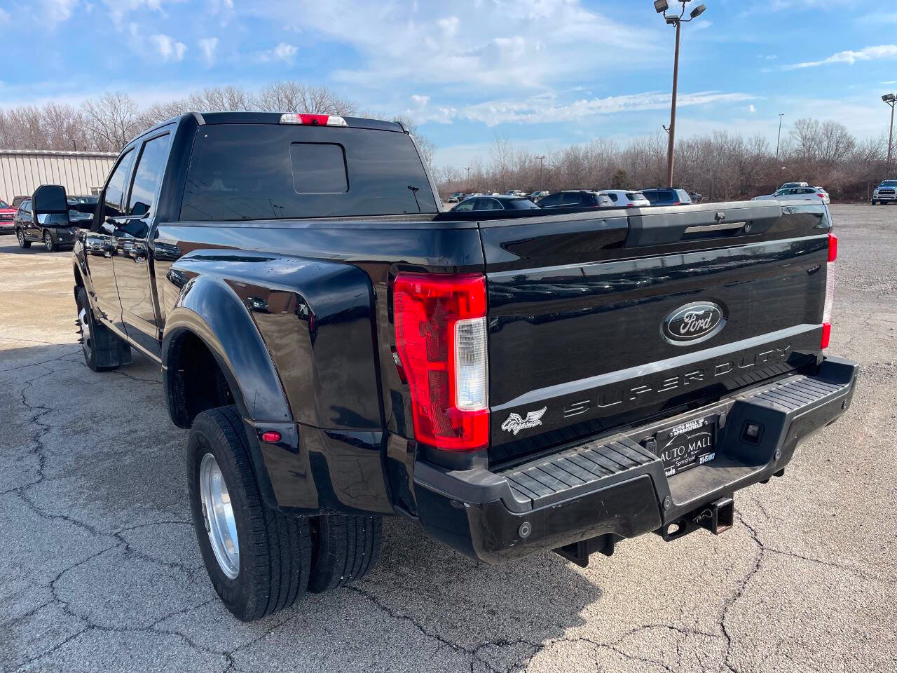 Used 2017 Ford F350 Lariat w/ Lariat Ultimate Package AWD/4WD image 3