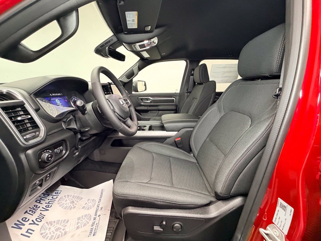 New 2026 RAM 1500 Big Horn AWD/4WD image 3