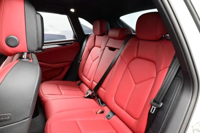 Certified 2021 Porsche Macan S AWD/4WD image 13