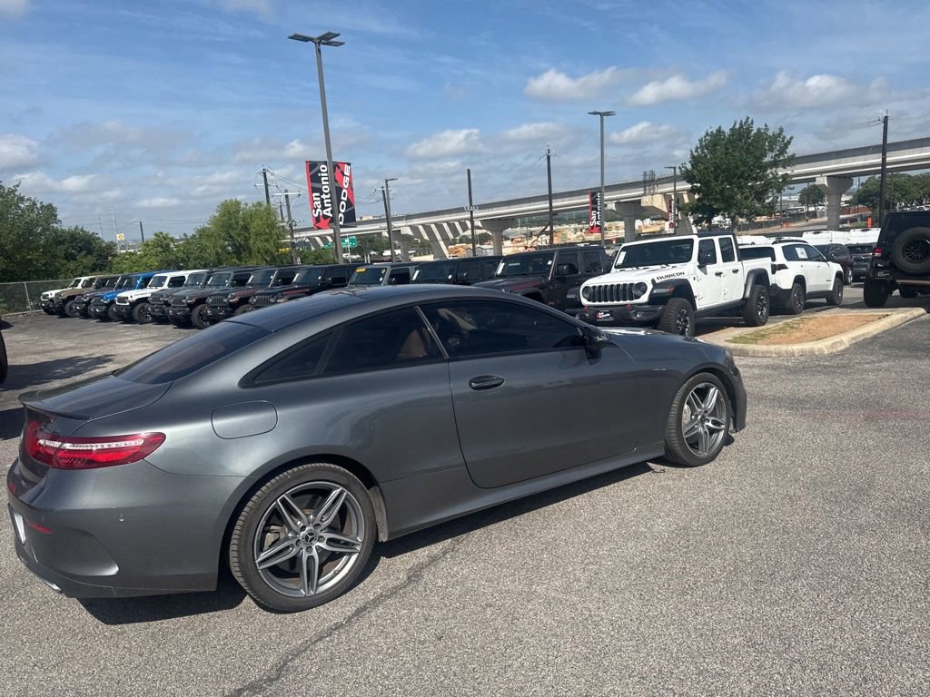 Used 2018 Mercedes-Benz E 400 Coupe image 11