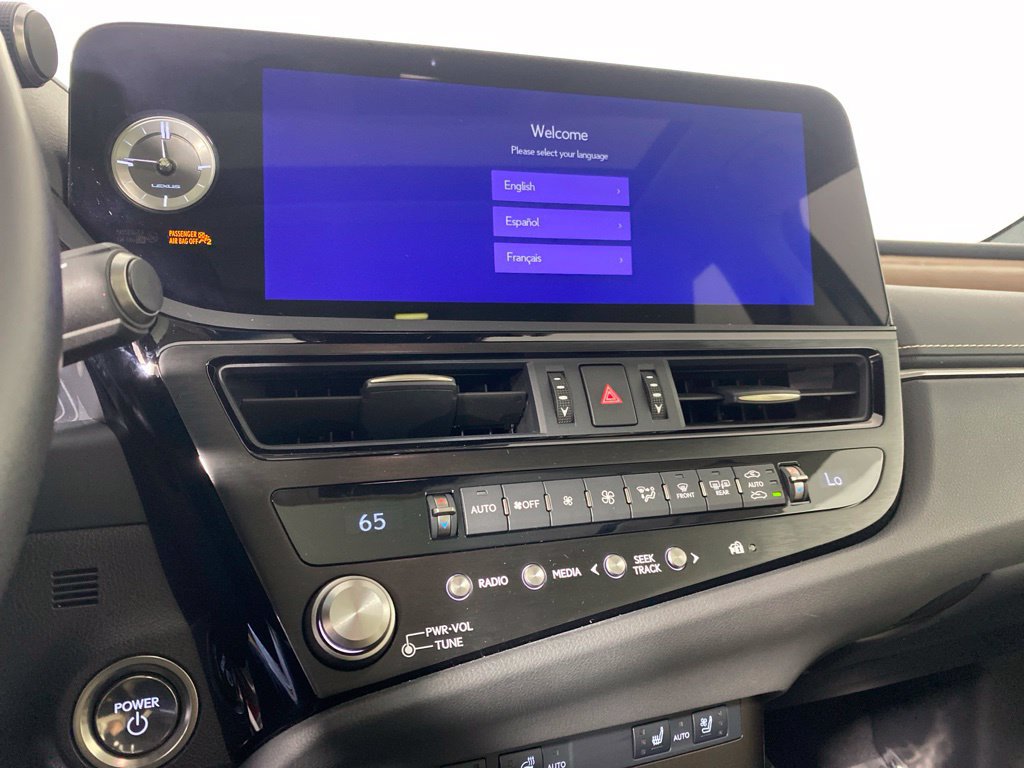 Certified 2024 Lexus ES 300h w/ Premium Package FWD image 19