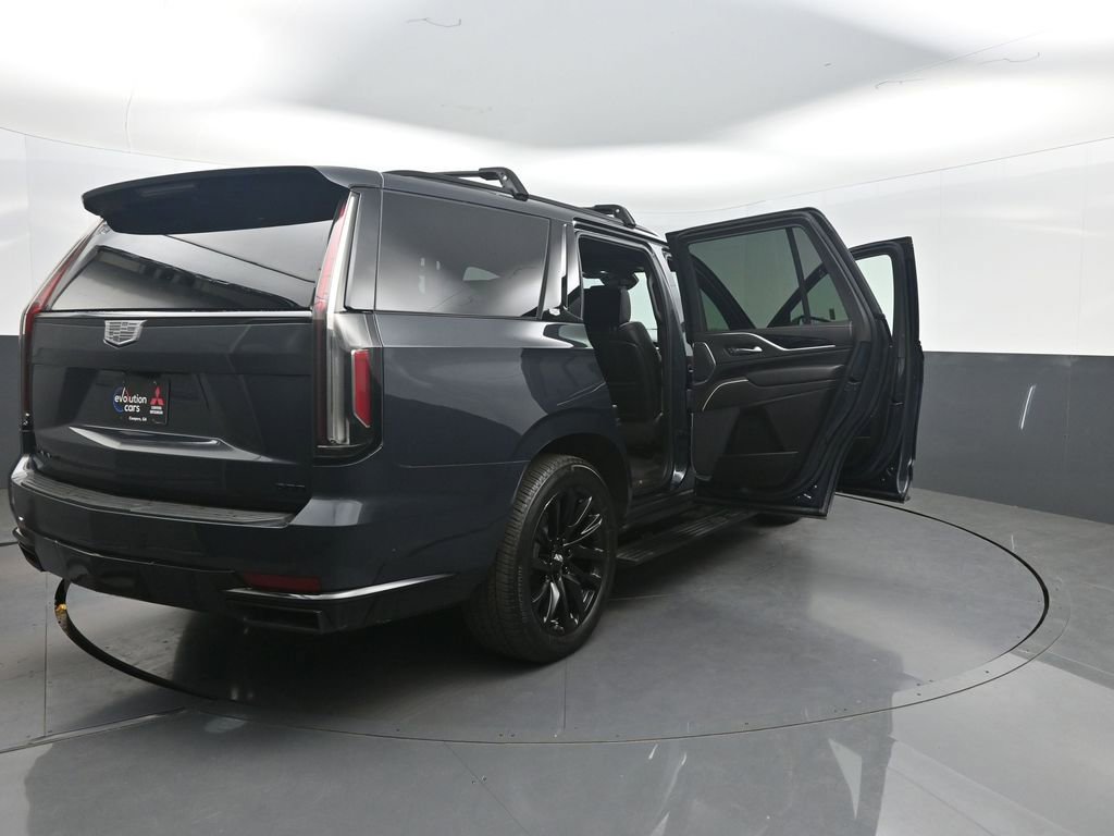 Used 2022 Cadillac Escalade Sport w/ Touring Package AWD/4WD image 45