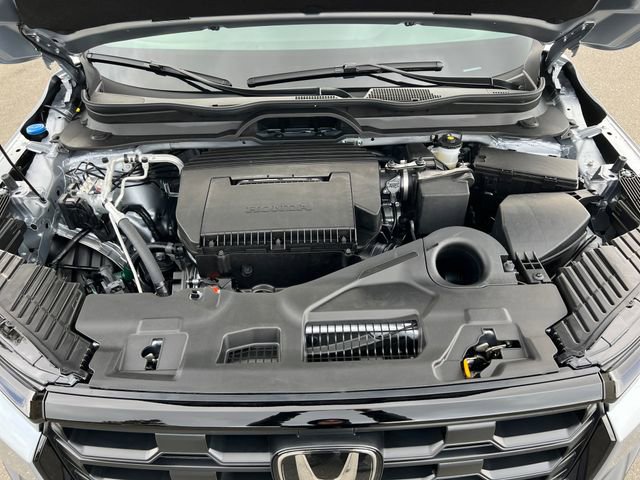 New 2026 Honda Pilot Sport image 30