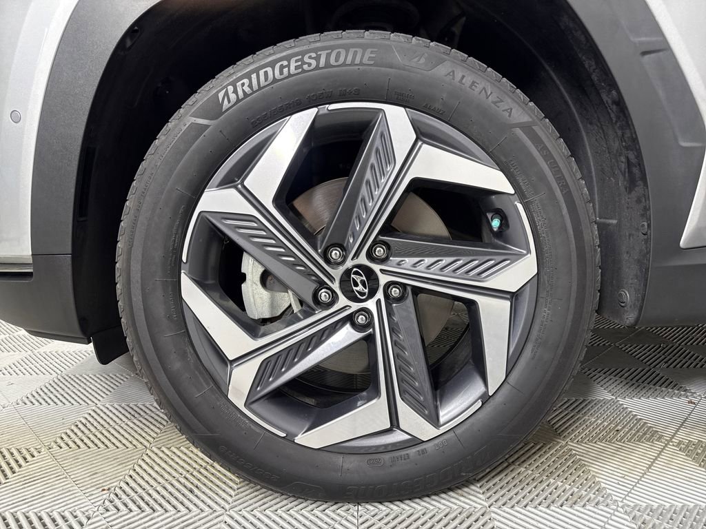 Used 2022 Hyundai Tucson Limited AWD/4WD image 24