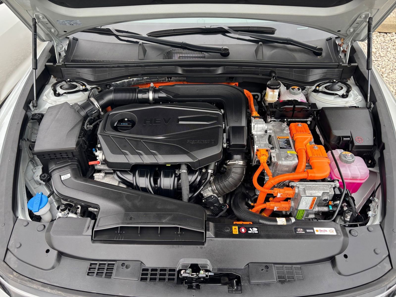 Used 2025 Hyundai Sonata SEL FWD image 33