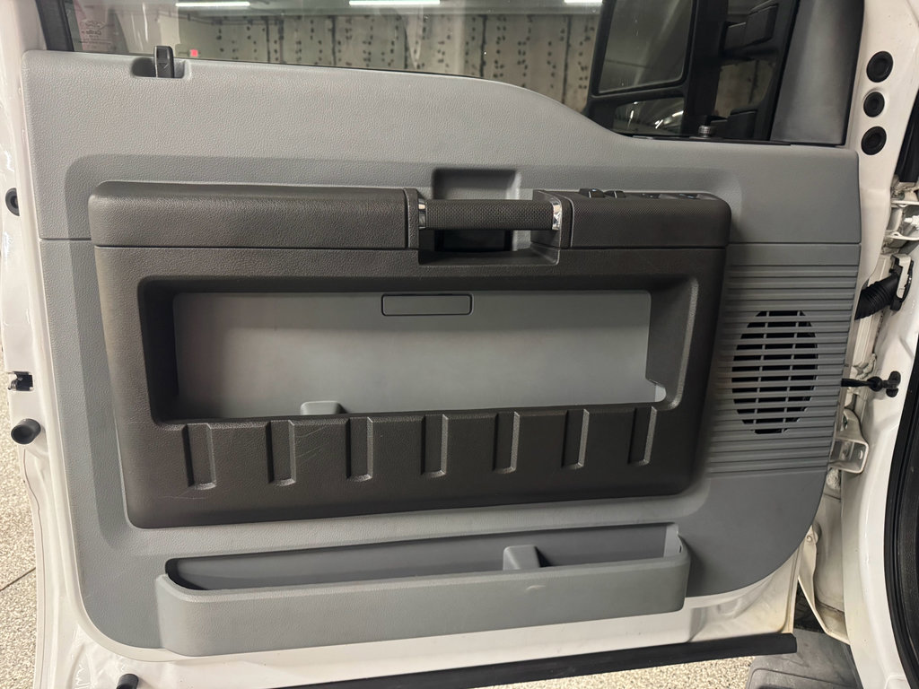 Used 2015 Ford F350 XL w/ Power Equipment Group image 16