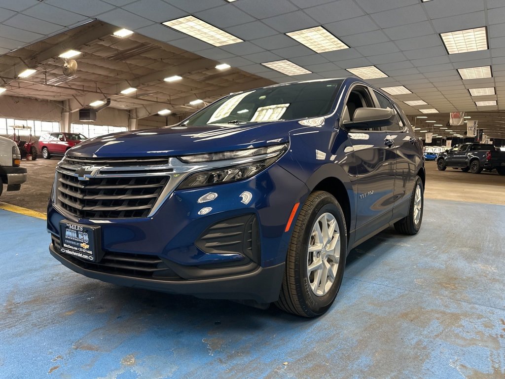 Used 2023 Chevrolet Equinox LS w/ LS Convenience Package image 10