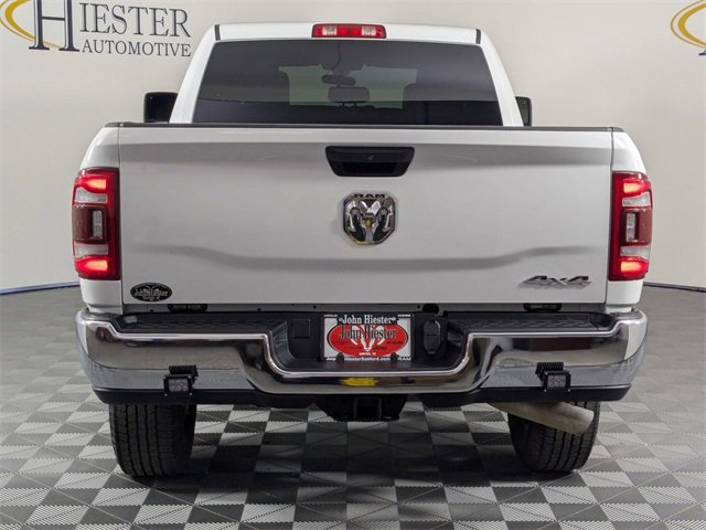 Used 2024 RAM 3500 Tradesman w/ Chrome Appearance Group image 6