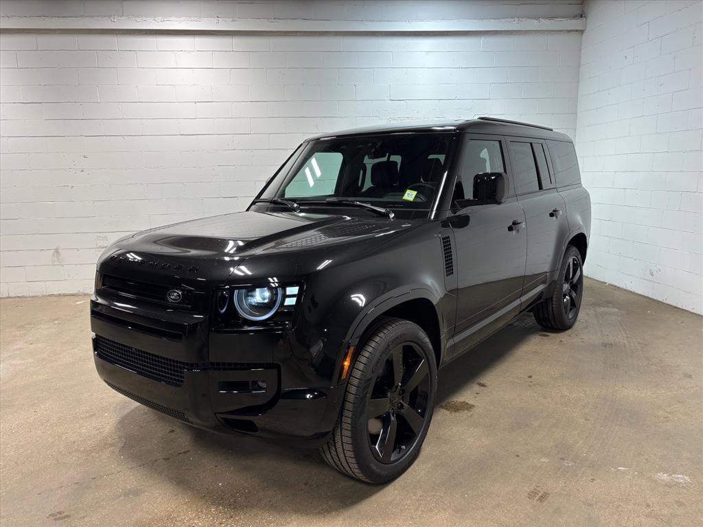 New 2026 Land Rover Defender 130 X-Dynamic SE image 1