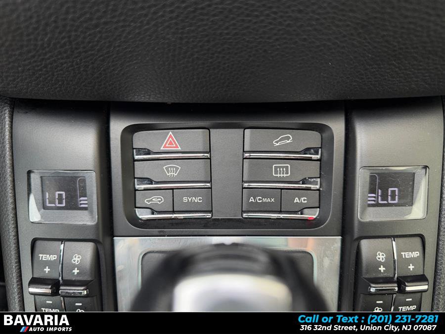 Used 2018 Porsche Macan S AWD/4WD image 25