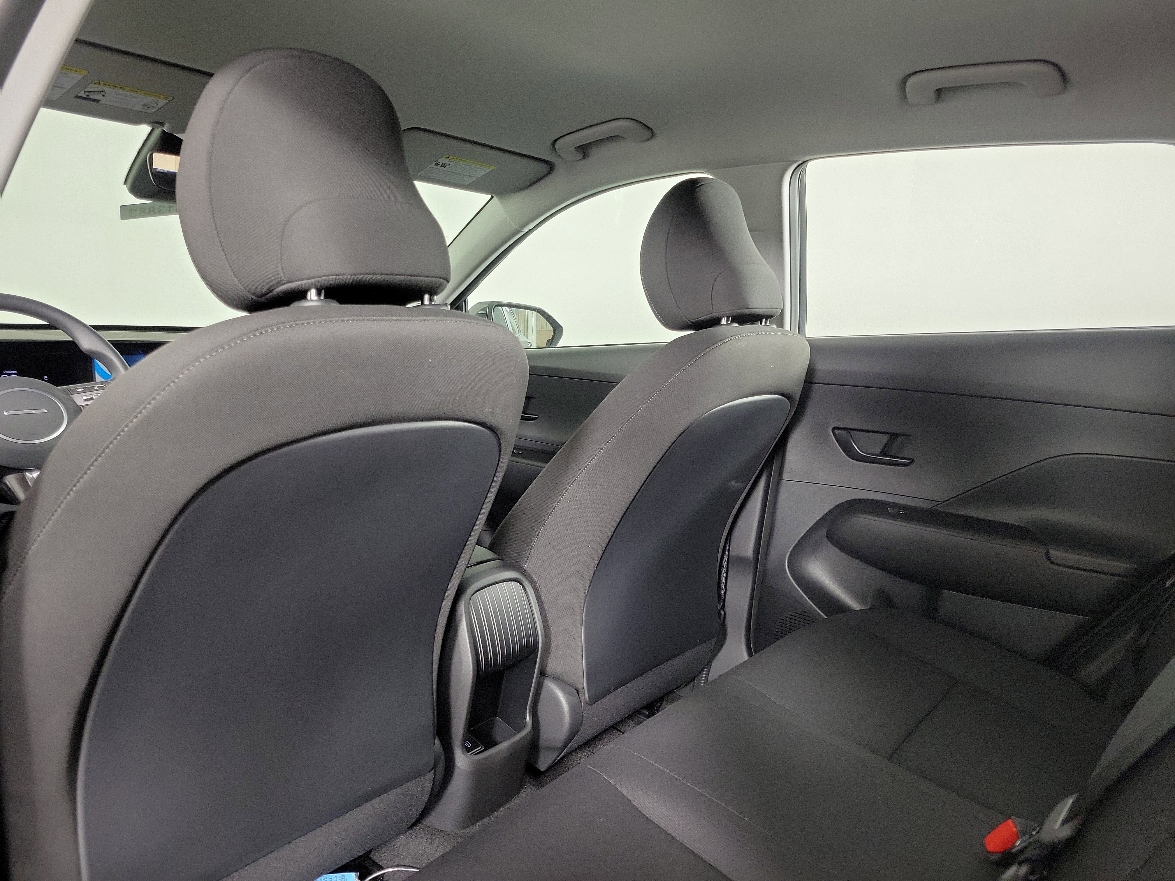 New 2026 Hyundai Kona SE AWD/4WD image 33