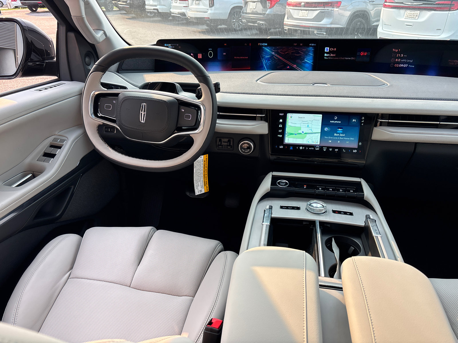 New 2026 Lincoln Navigator L Reserve AWD/4WD image 30