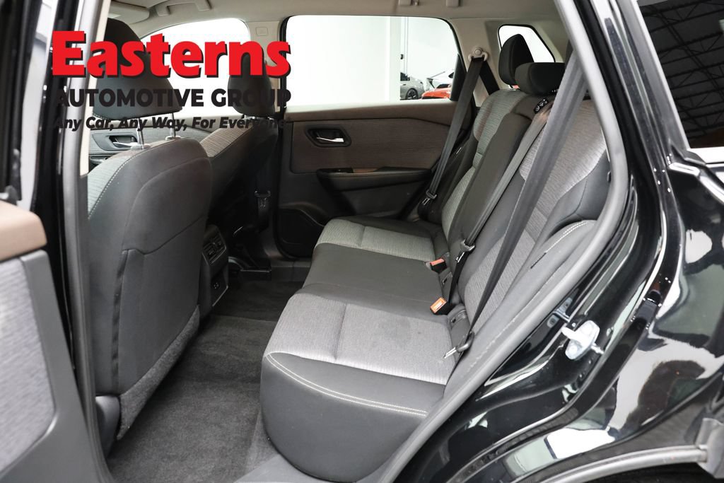 Used 2023 Nissan Rogue SV AWD/4WD image 24