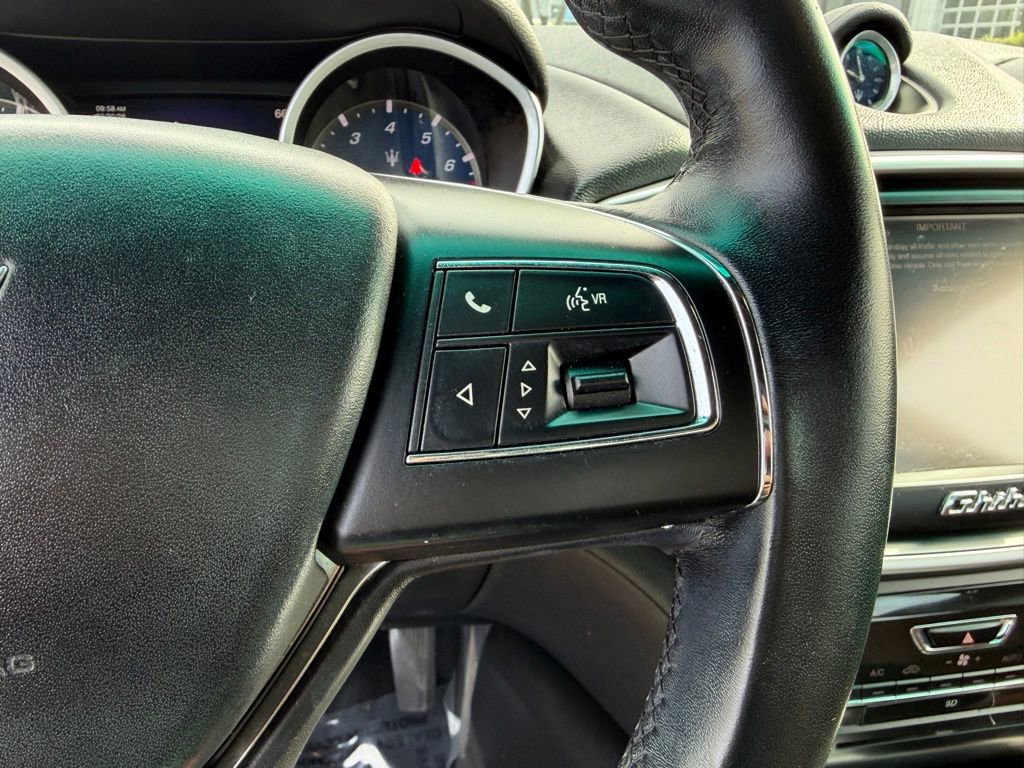 Used 2016 Maserati Ghibli image 25