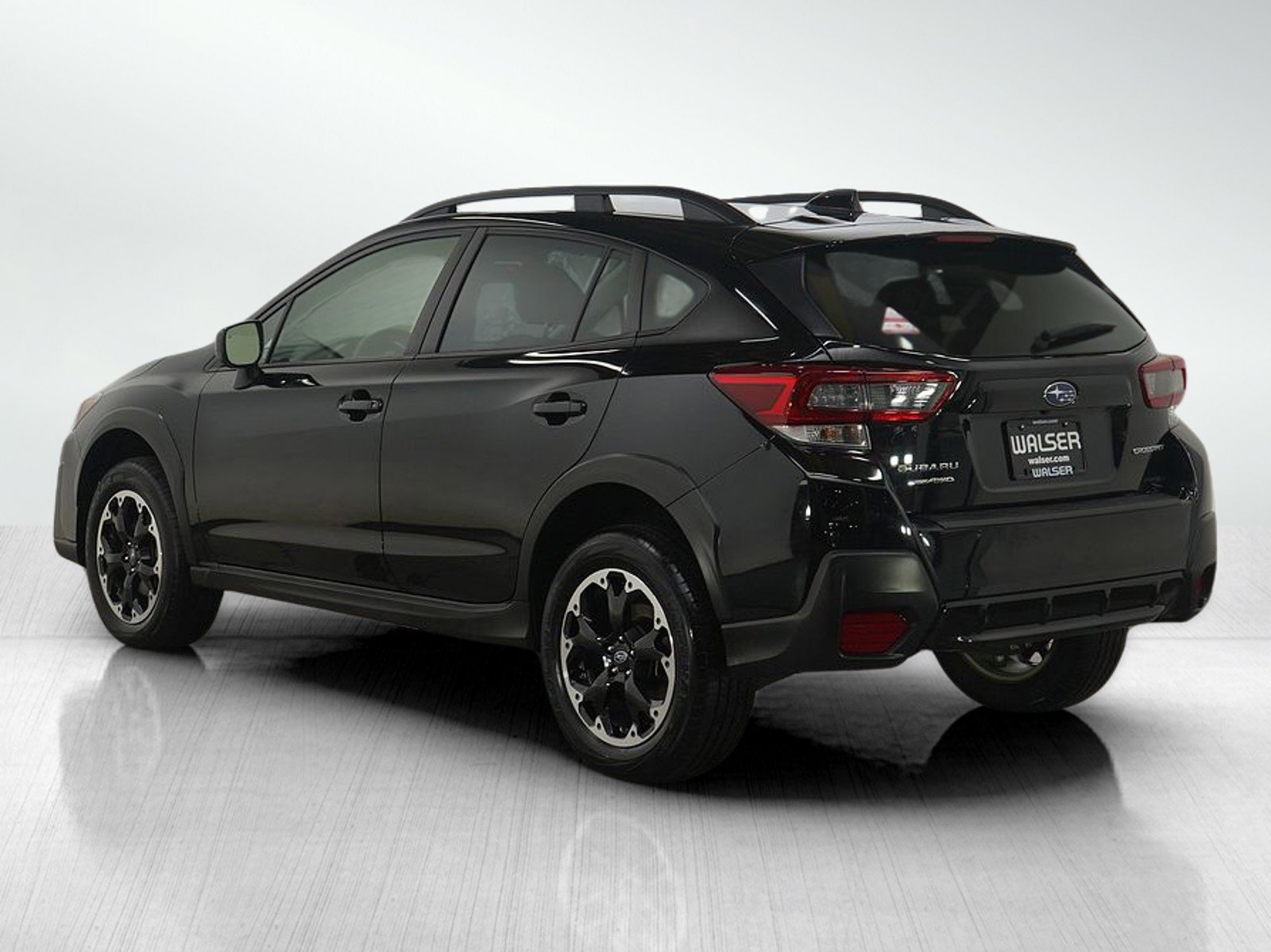 Used 2023 Subaru Crosstrek 2.0i Premium image 3