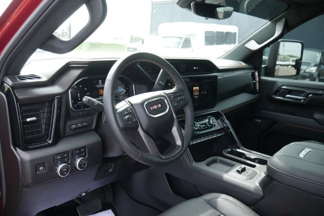 Used 2025 GMC Sierra 2500 AT4 w/ AT4 Premium Plus Package AWD/4WD image 17