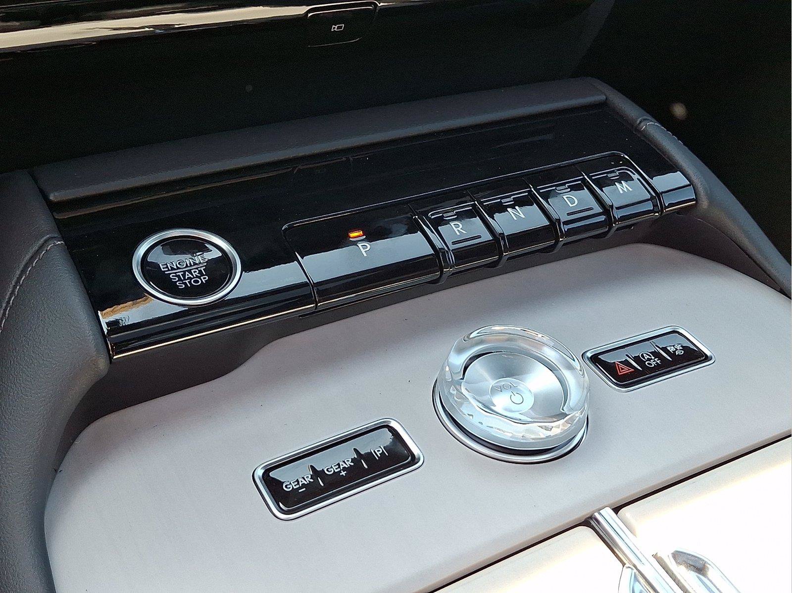 New 2027 Lincoln Navigator L Reserve w/ Jet Appearance Package AWD/4WD image 12