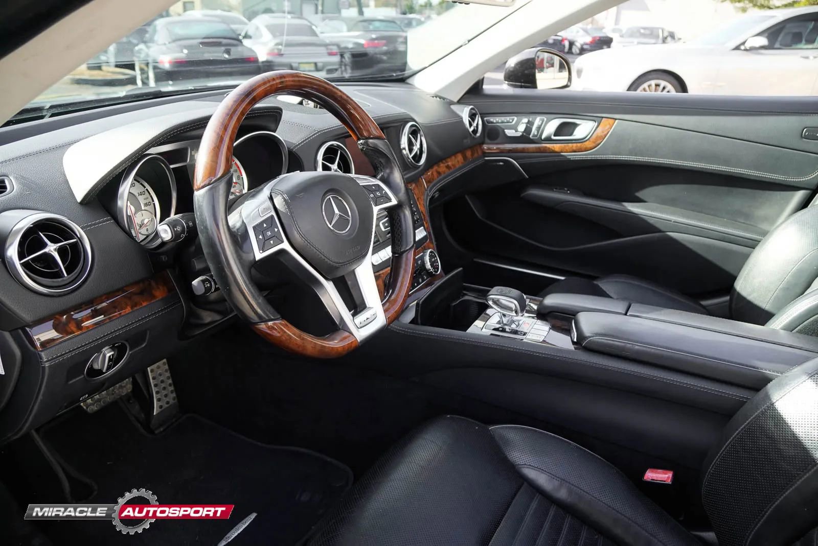 Used 2013 Mercedes-Benz SL 550 w/ Premium Pkg image 22