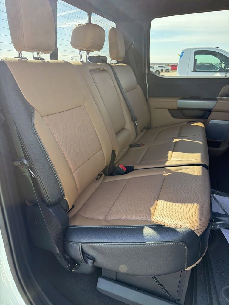 Used 2024 Ford F450 Lariat w/ Lariat Ultimate Package image 20