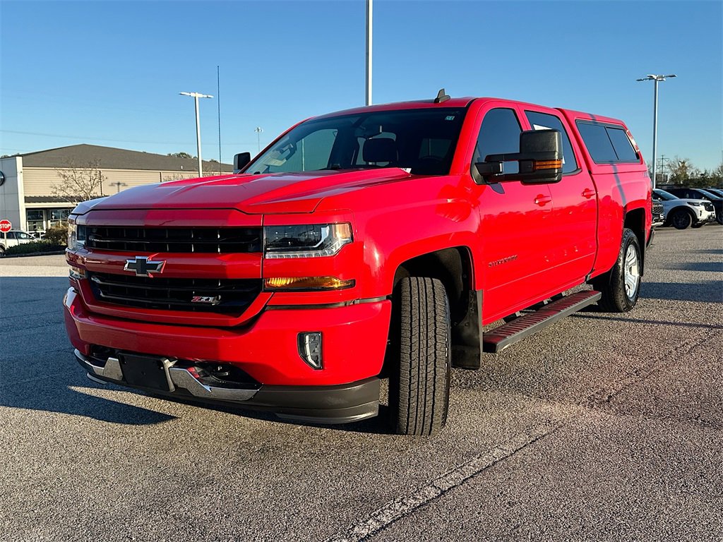 Used 2018 Chevrolet Silverado 1500 LT w/ All Star Edition image 2