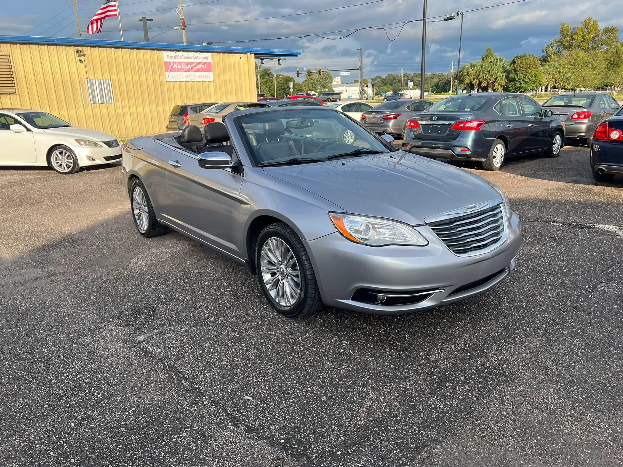 Used 2013 Chrysler 200 Limited FWD image 5