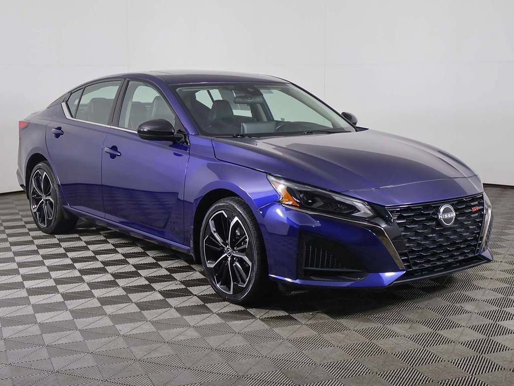 Used 2024 Nissan Altima 2.5 SR w/ SR Premium Package AWD/4WD image 55