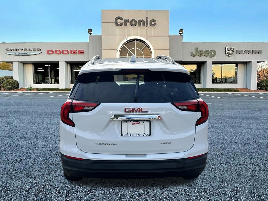 Used 2021 GMC Terrain SLE w/ Driver Convenience Package AWD/4WD image 4