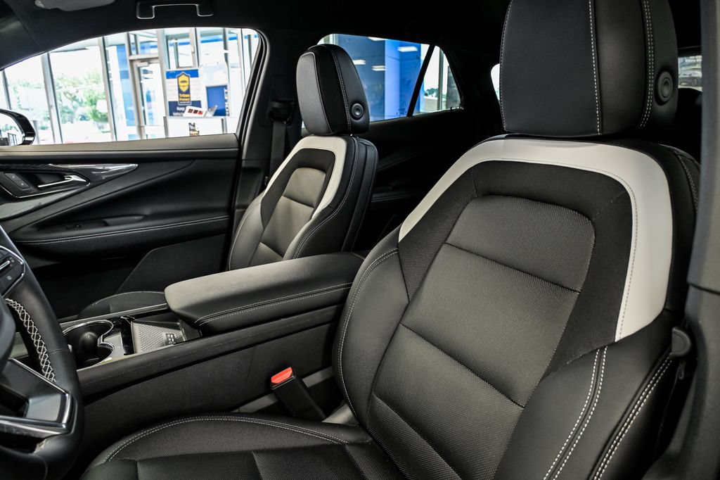New 2026 Chevrolet Blazer EV LT AWD/4WD image 10