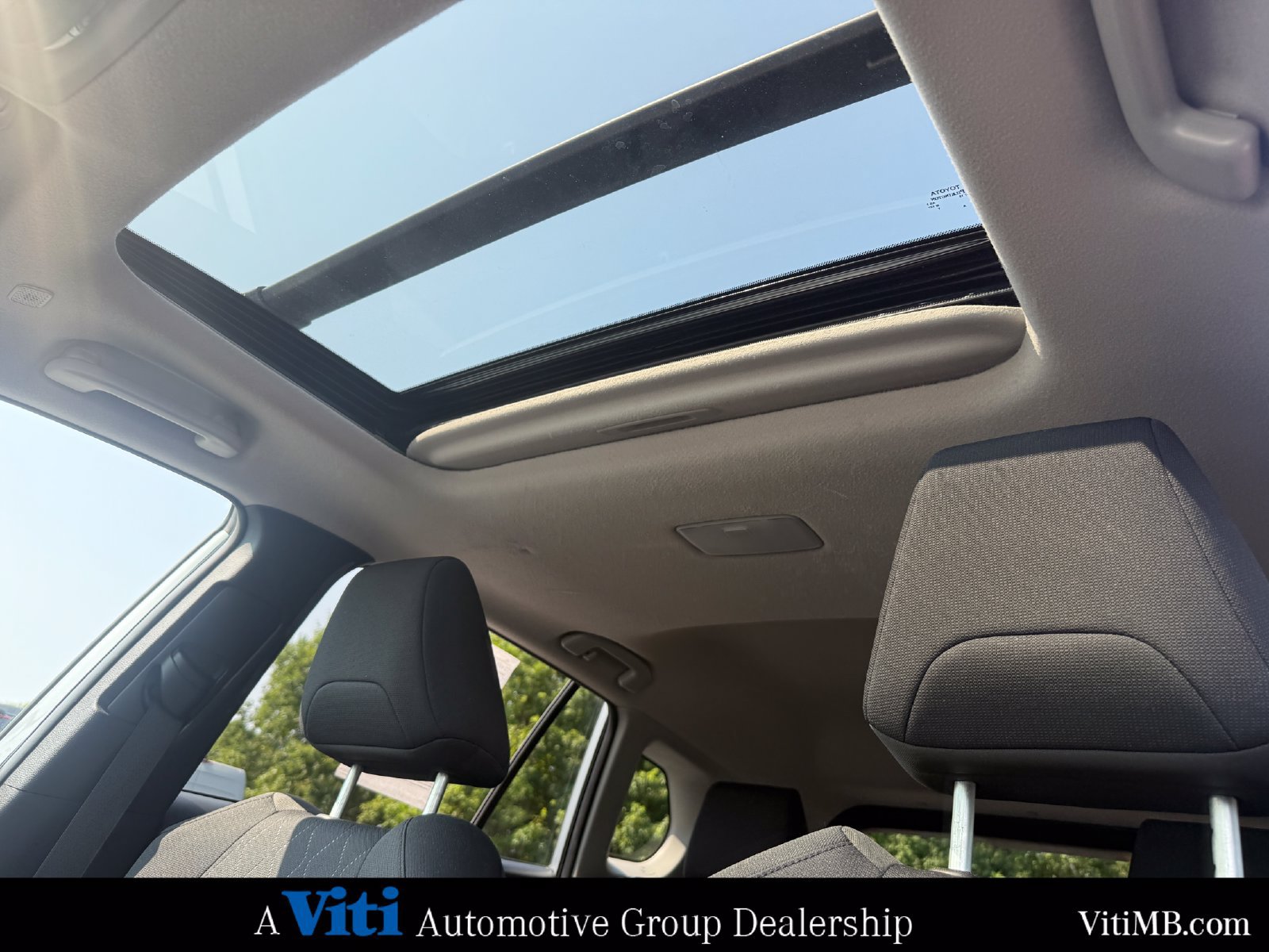 Used 2023 Toyota Corolla Cross LE w/ Moonroof Package AWD/4WD image 19