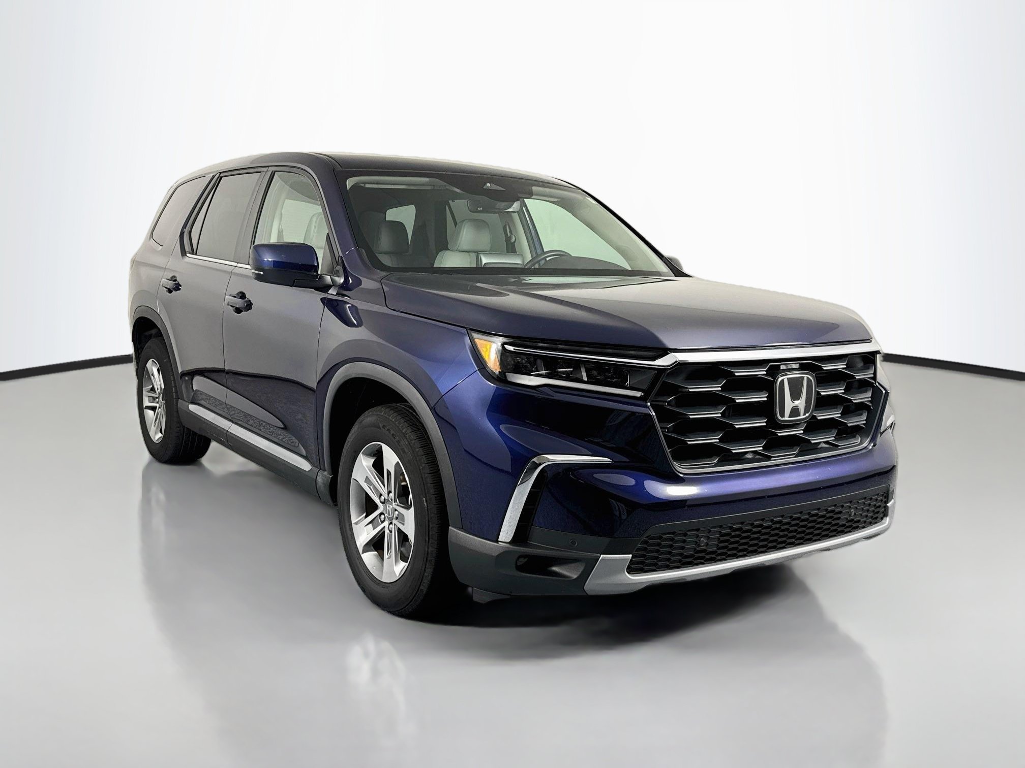 Certified 2024 Honda Pilot EX-L image 3
