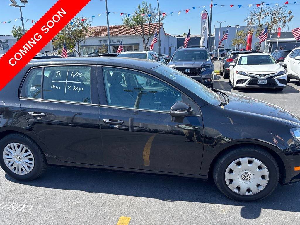 Used 2014 Volkswagen Golf 4-Door FWD image 3
