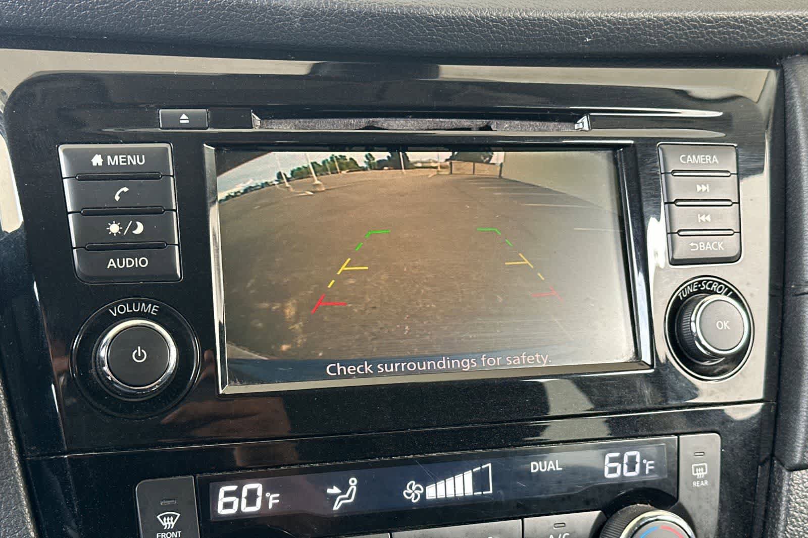 Used 2020 Nissan Rogue SV FWD image 20