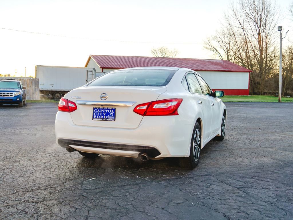 Used 2017 Nissan Altima 2.5 S w/ Power Driver Seat Package image 5