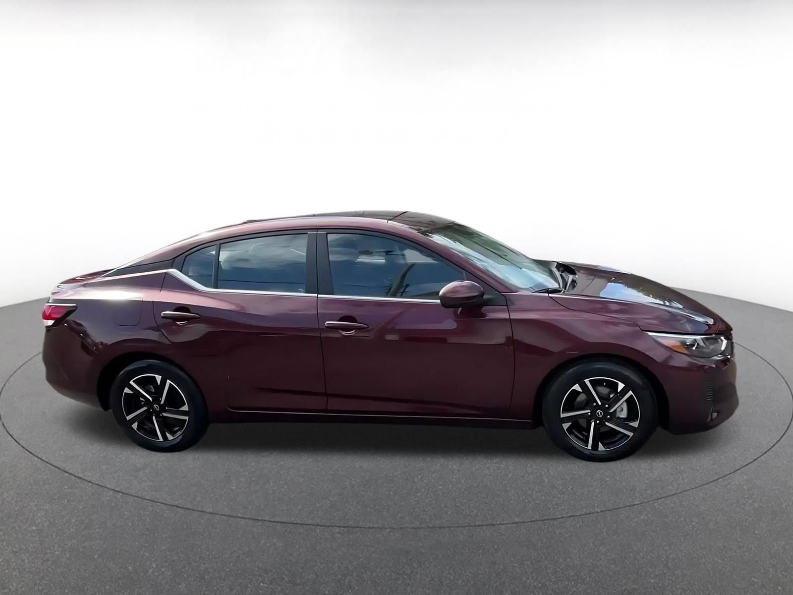 Used 2025 Nissan Sentra SV FWD image 13