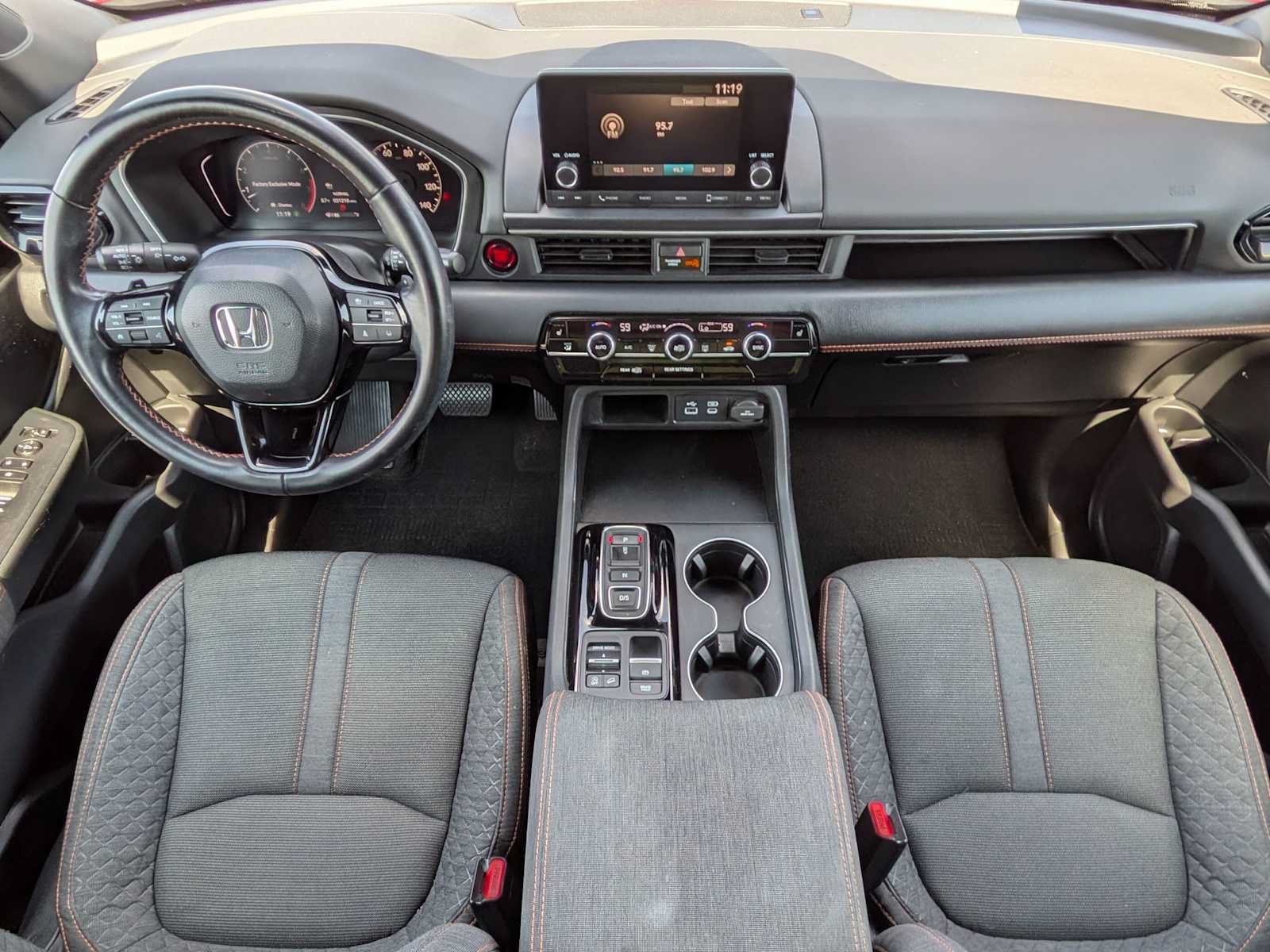 Certified 2024 Honda Pilot Sport image 20