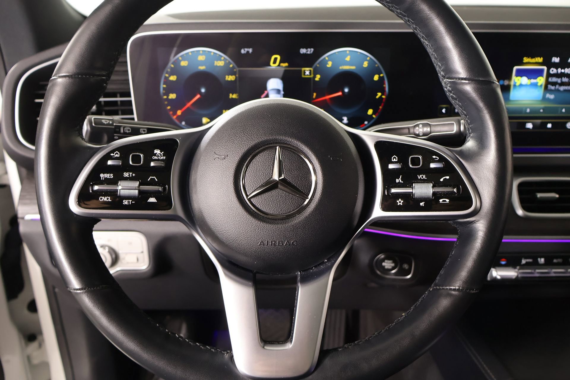 Used 2022 Mercedes-Benz GLE 350 4MATIC image 3