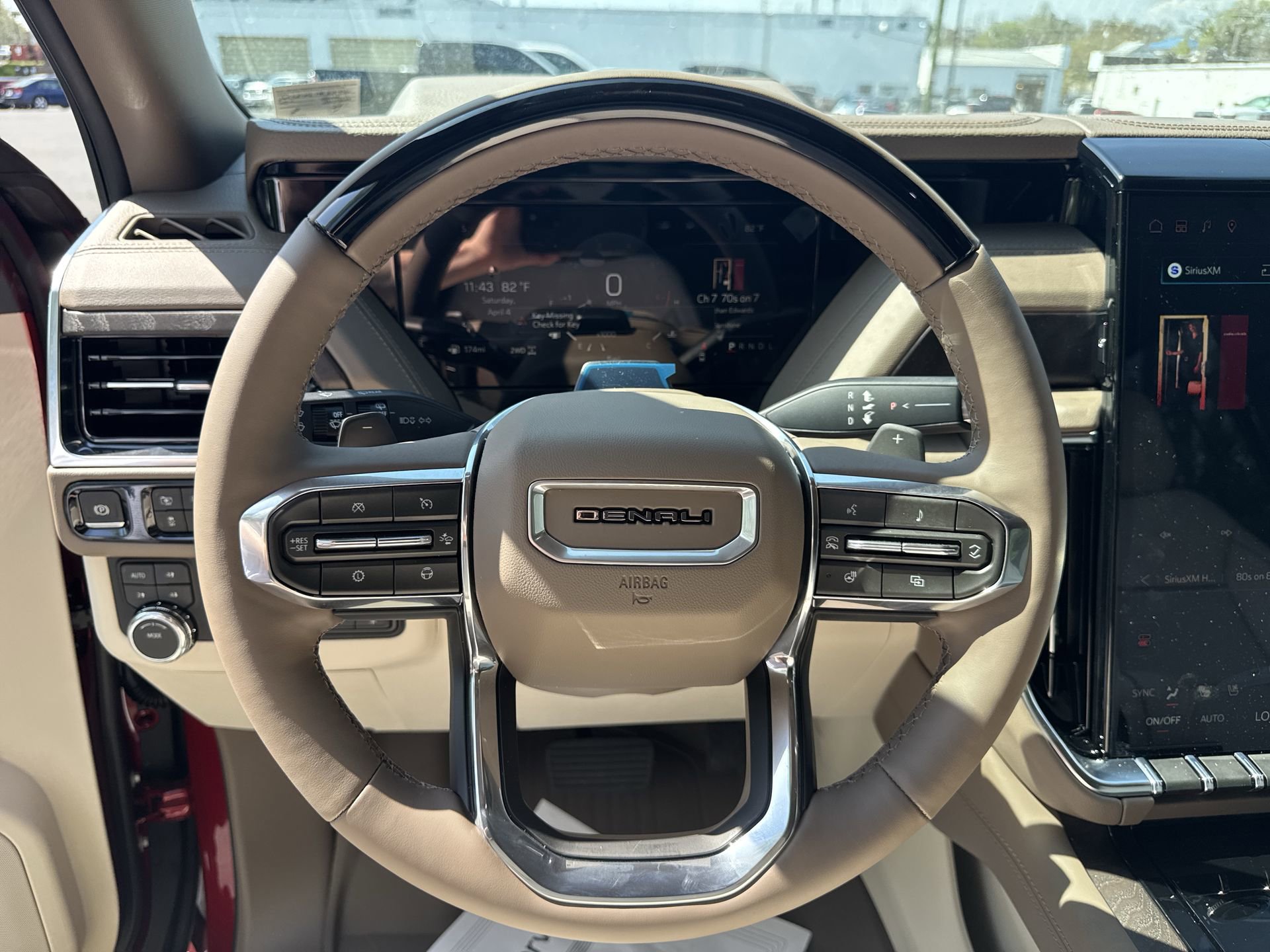 New 2026 GMC Yukon Denali w/ Denali Reserve Package image 11