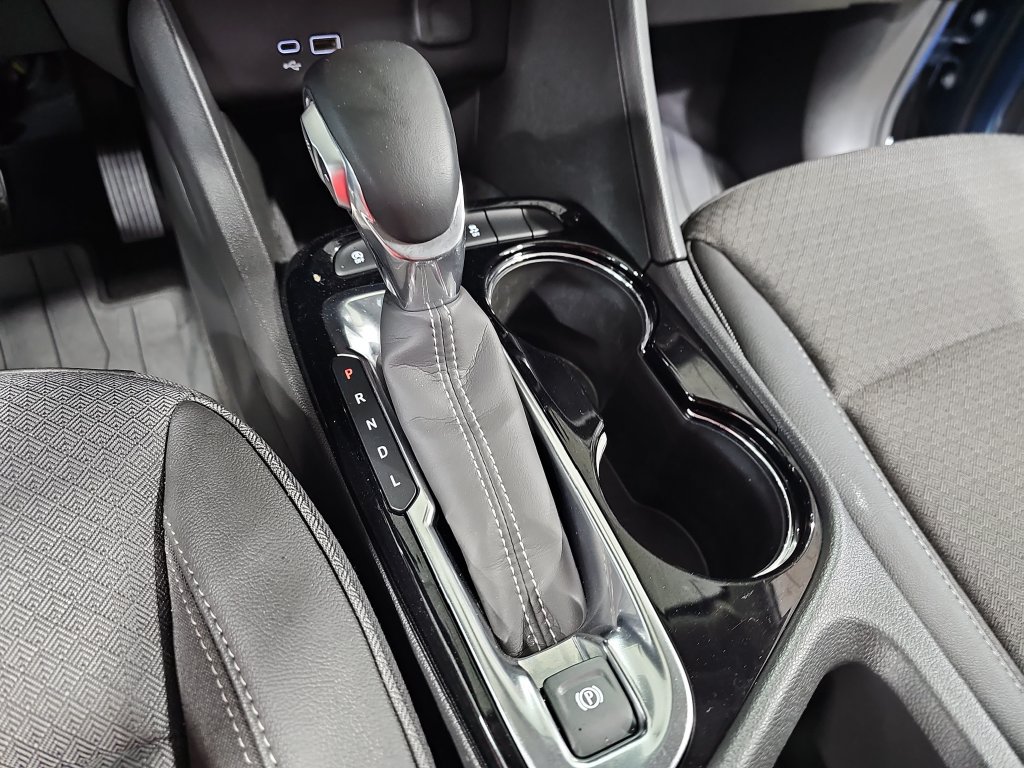 Used 2025 Buick Encore GX Preferred AWD/4WD image 26