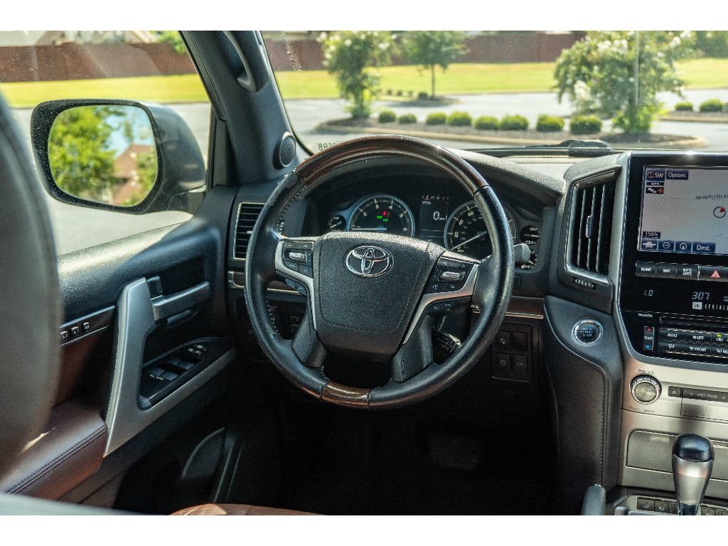 Used 2020 Toyota Land Cruiser AWD/4WD image 23