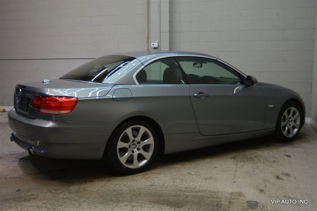 Used 2007 BMW 335i Convertible image 34