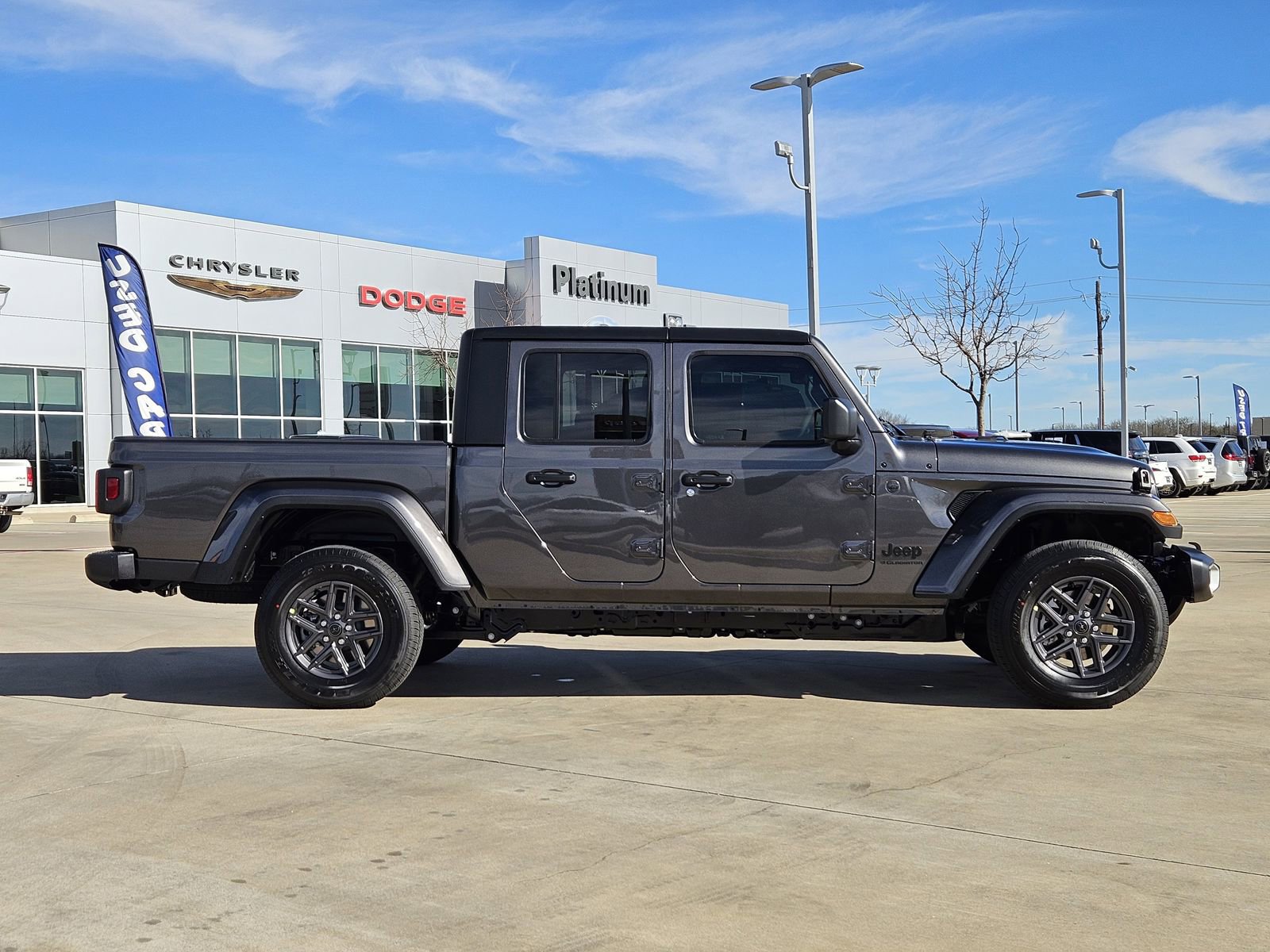 New 2026 Jeep Gladiator Sport AWD/4WD image 7