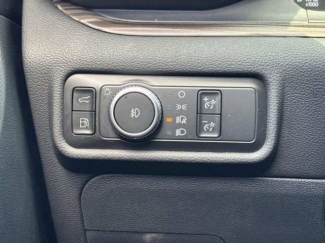 Certified 2021 Ford Explorer Limited w/ Hybrid Equipment Group 310A image 23